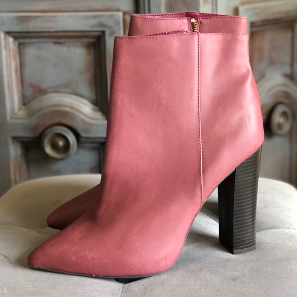 Steve Madden Shoes - Burgundy boots